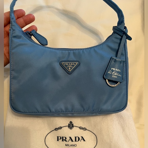 Prada Re-Edition 2000 Mini Bag
Nylon Periwinkle Blue - Picture 3 of 6